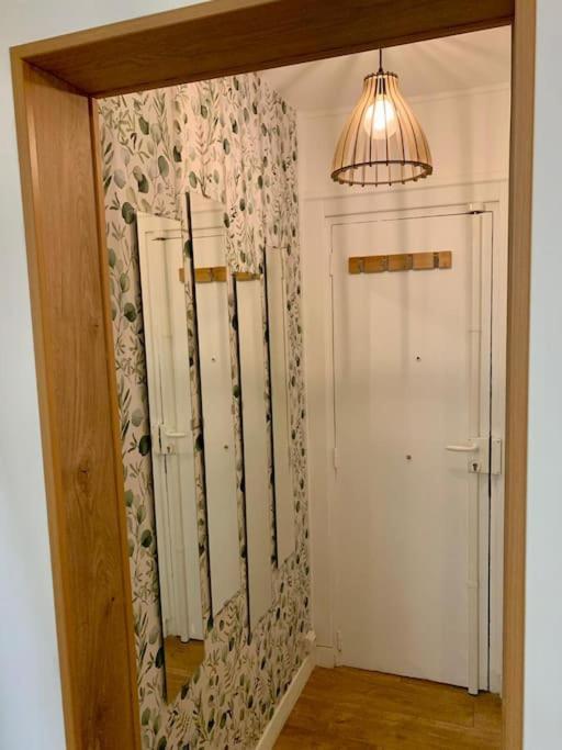 Agreable 2 Pieces A Pantin Apartment Luaran gambar
